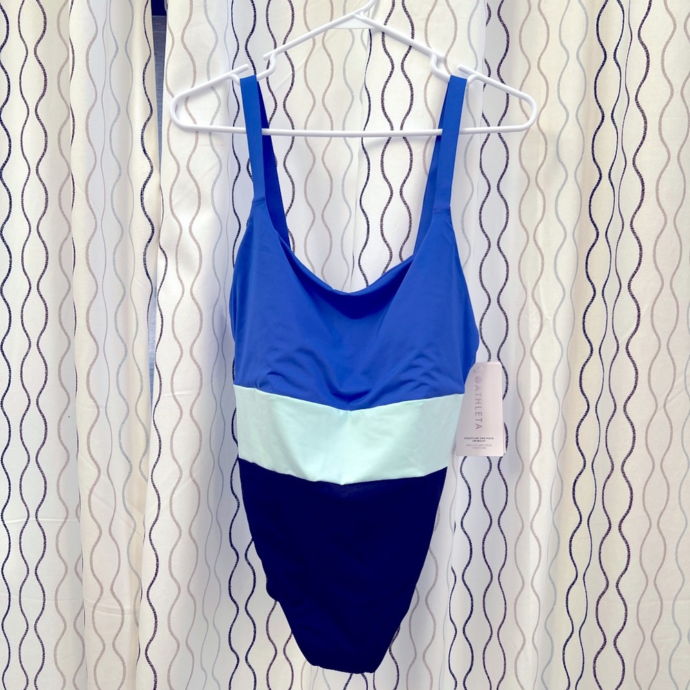 Athleta Coastline one piece Swimsuit Size Large
